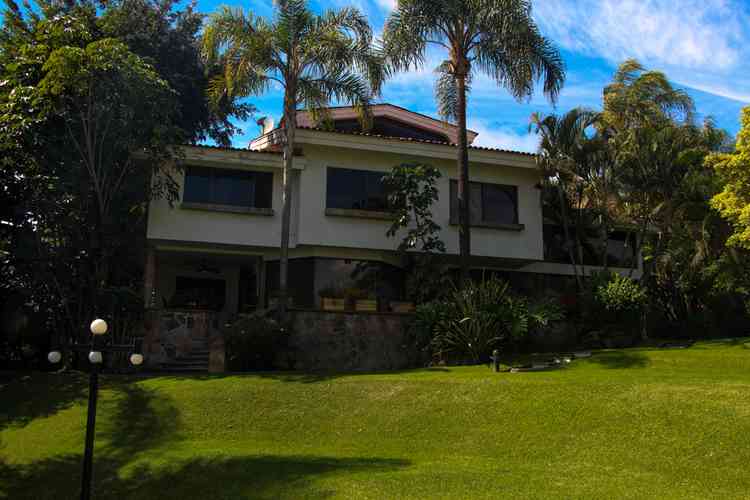 casa en venta av pablo neruda colinas de san javier guadalajara jalisco pepREjc